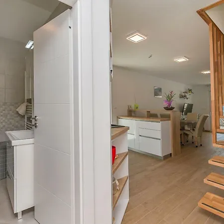 Siwillo Apartment *